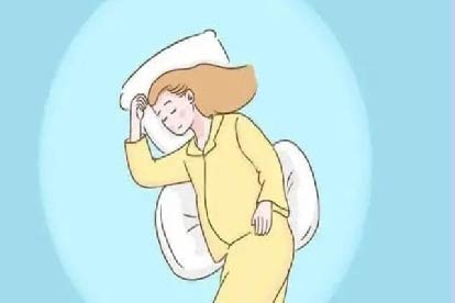孕妇睡姿图片