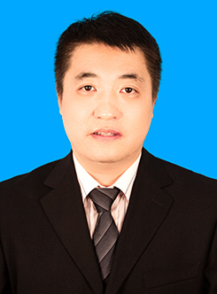  何鹏宇