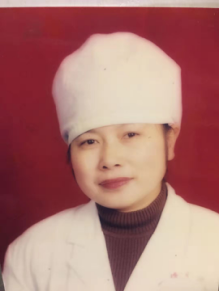 秦萍