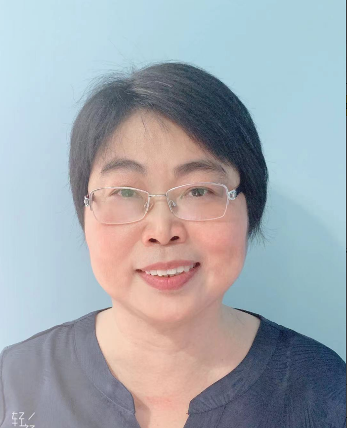 黄秀月