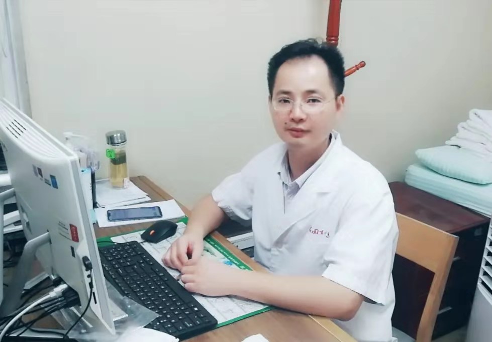 樊春华