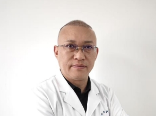 董恩