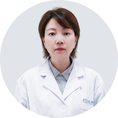 岑怡医生头像