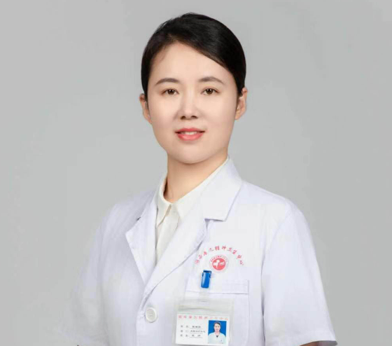 陈银萍医生头像